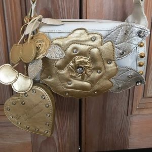 BEVERLY FELDMAN CROSSBODY!!!!!